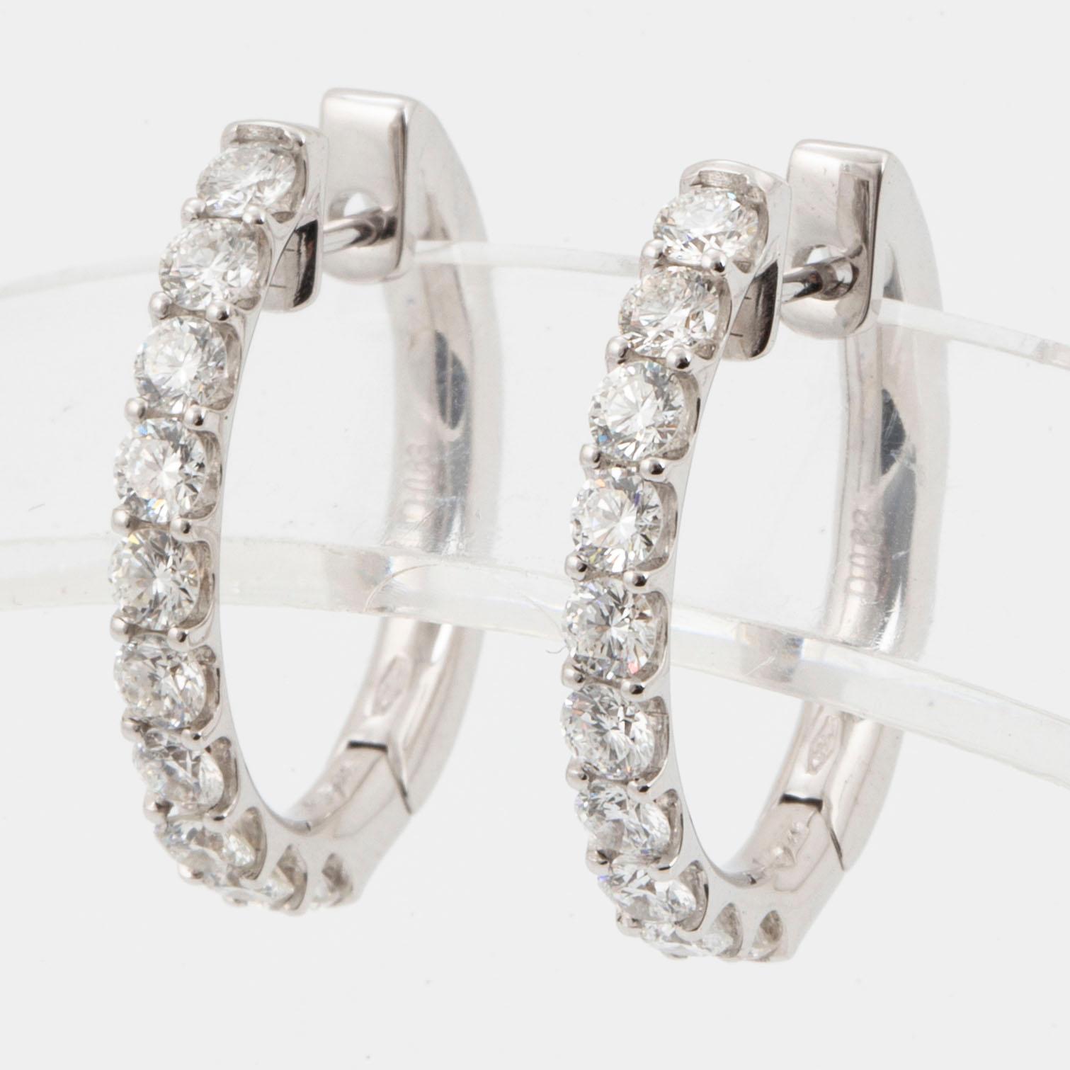 Brilliant-cut diamond hoop earrings, 1,26 ct.