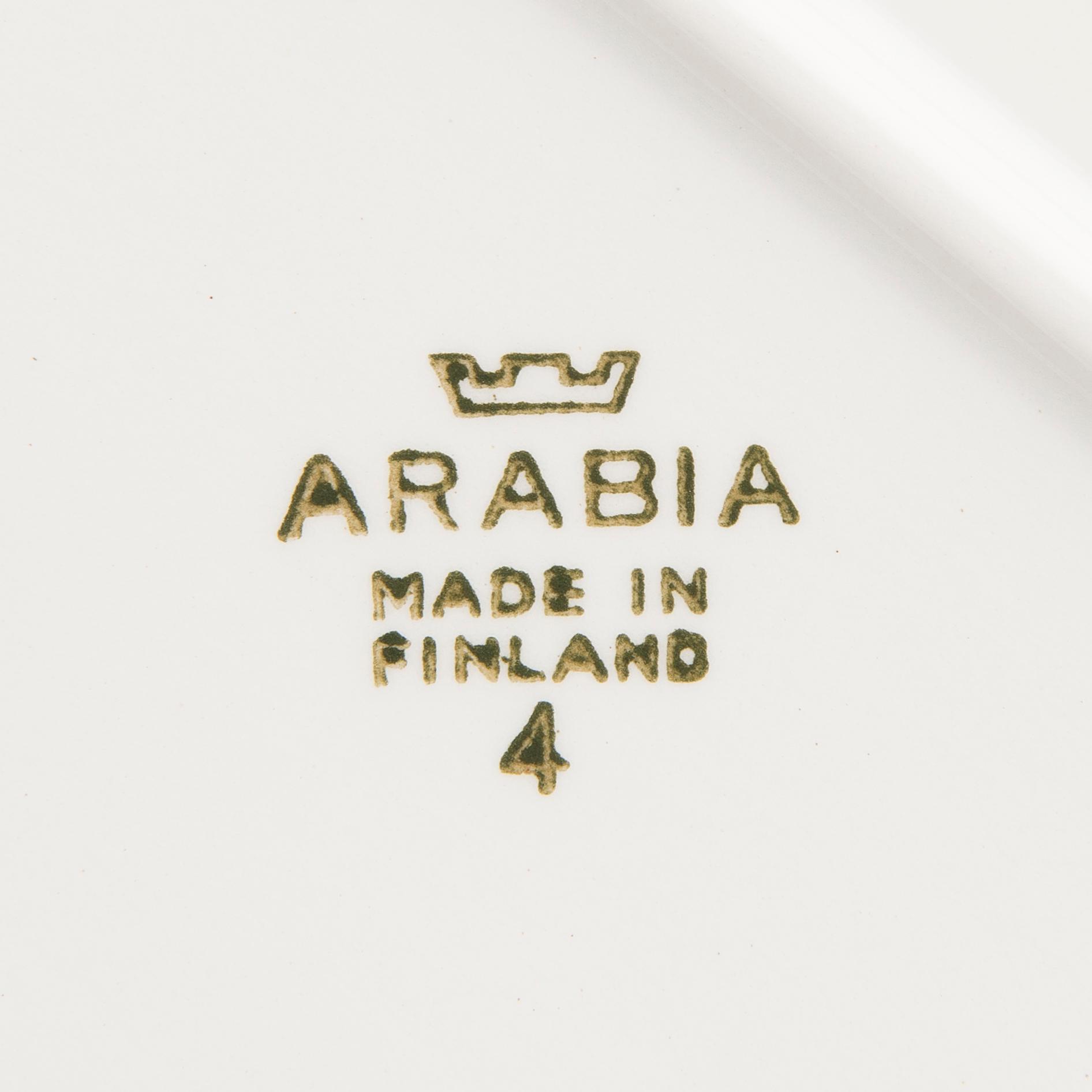 KAJ FRANCK JA RAIJA UOSIKKINEN, ASTIASTON OSIA, 18 kpl, fajanssia, "Emilia", Arabia, 1957-1966.