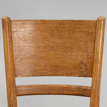 A pair of oak and beech chairs, Gemla, Diö, first half of the 20th Century.
