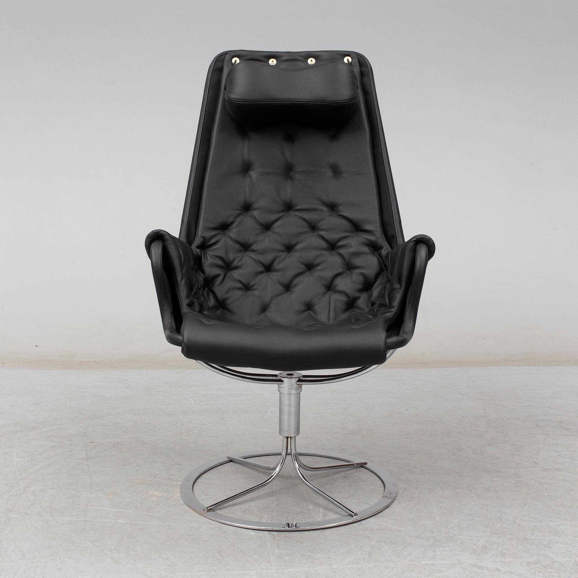 BRUNO MATHSSON, a black leather 'Jetson' easy chair from Dux, 21st Century.