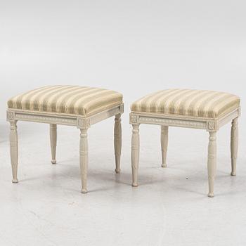 A Gustavian style 6-piece furniture suite, P.A. Eklund Bispgården, mid 20th Century.