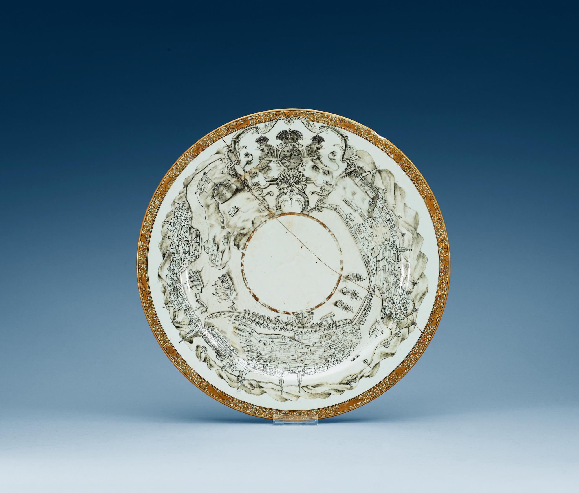 A very rare Armorial Topografical Charger with the Swedish Royal Arms, Qing dynasty, ca 1735-40.