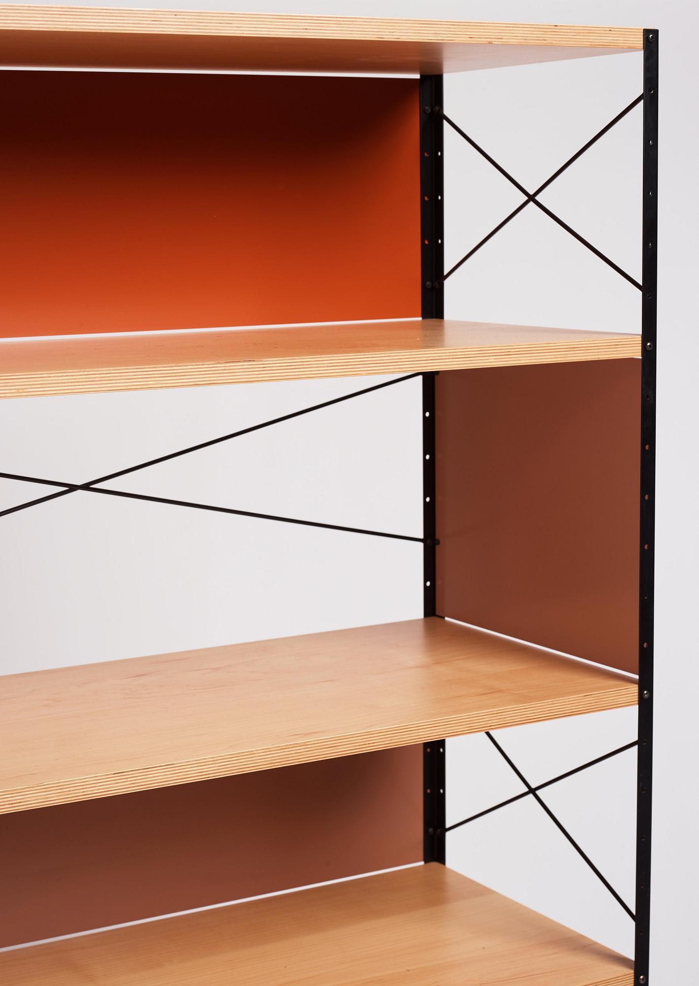 Charles & Ray Eames, hyllsystem, "ESU-Eames Storage Unit", Vitra, 2015.