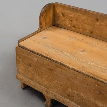 A pine sofa, 19th Century.