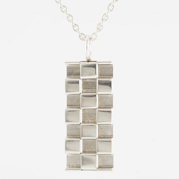 Elis Kauppi, hänge, silver, med kedja.