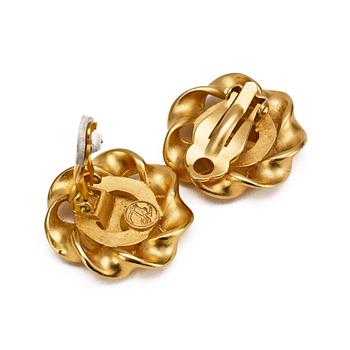KARL LAGERFELD, a pair of earclips.