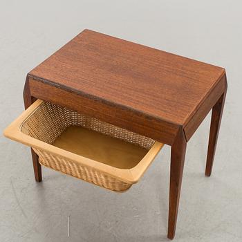 WERNER FREDRIKSEN, sybord, "Carina", Eric Gustafsson Möbelfabrik, 1960-tal.