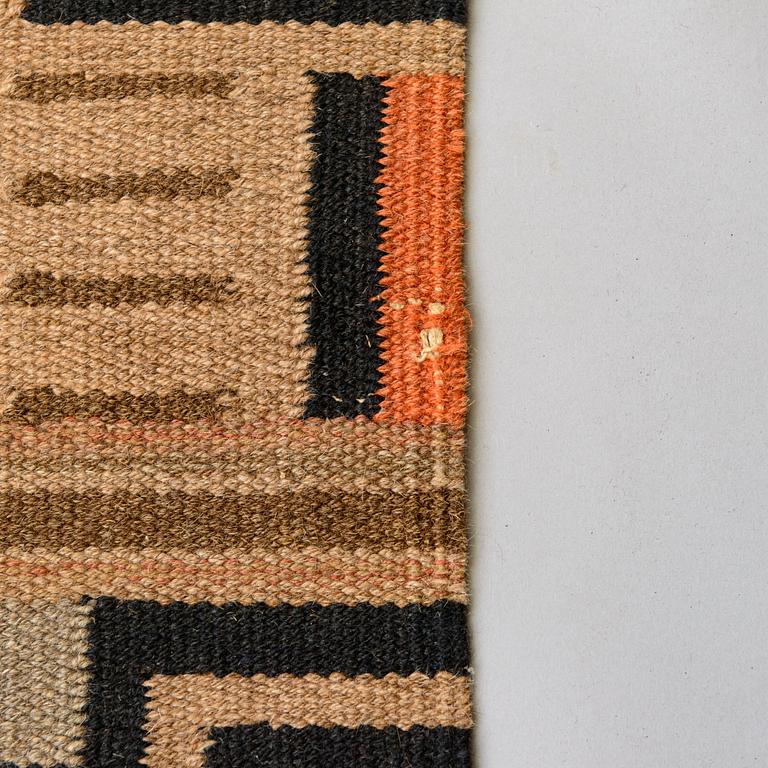 Impi Sotavalta, tillskriven, hårgarnsmatta, Kodiksamin Mattokutomo.1930-tal. Ca 295x190  cm.