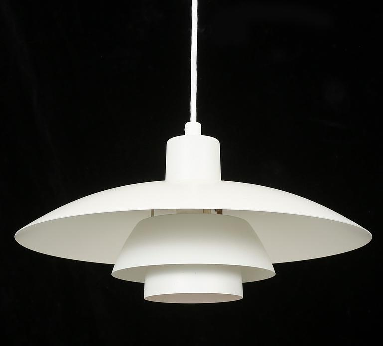 TAKLAMPA, "PH-4", Poul Henningsen, Louis Poulsen.