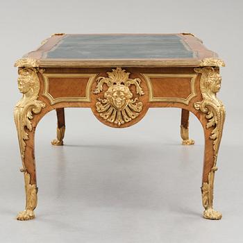 A Régence style, Ormolu - Mounted Bureau Plat, around year 1900.