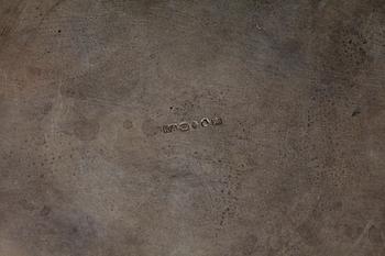 DRYCKESKANNA. silver, renässansstil, importstämplar samt K. Anderson, Stockholm, 1941. Vikt ca1180g.