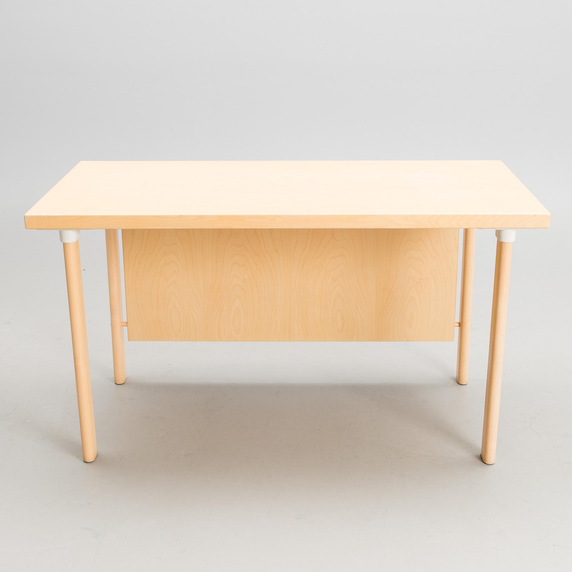 A 1990s working desk for Artek.