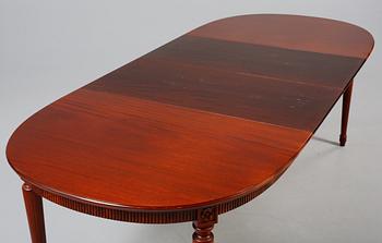 MATGRUPP, 7 delar, gustaviansk stil, 1900-talets andra hälft.