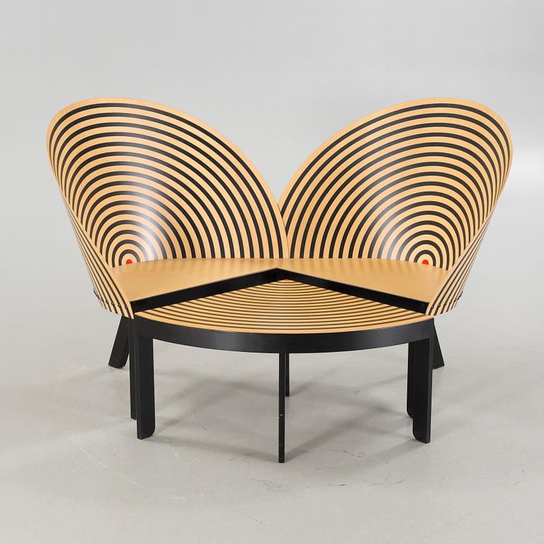 A bench and a table called "Bench for two" / 2600 & 2601, designed approx 1989 by Nanna Ditzel, by Frederica Stolefabrik.