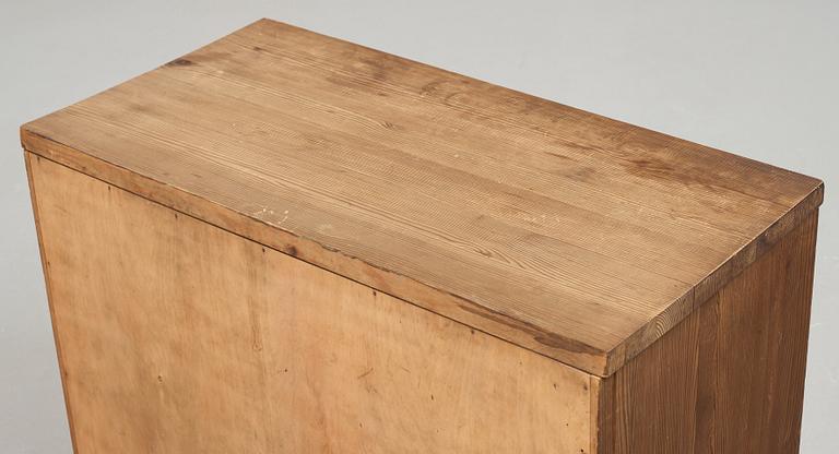 Axel Einar Hjorth, attributed to, a pine chest of drawers, Nordiska Kompaniet, Sweden 1930´s.