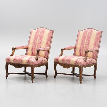 A pair of Louis XV-style armchairs, sent 1800-tal.