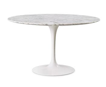 An Eero Saarinen 'Tulip' marble top sofa table, Knoll International,  USA.