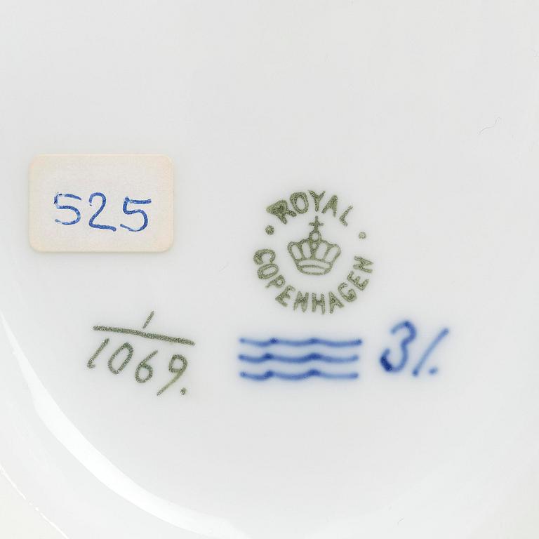 Jardinjär, porslin. Royal Copenhagen, 'Muselmalet helblond', Danmark, 1898-1923.