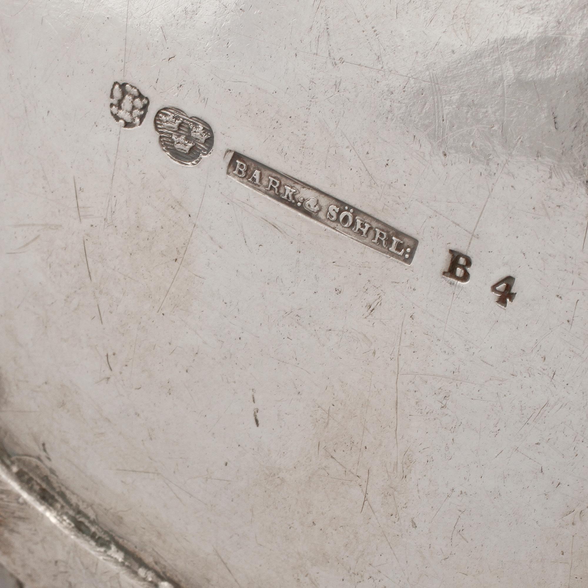 TEKANNA, silver, Barkander och Söhrling, Linköping, 1832. Vikt 810 g.