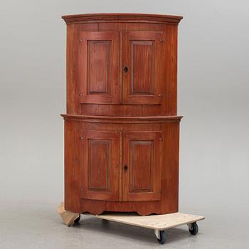 A 20th century cabinet.