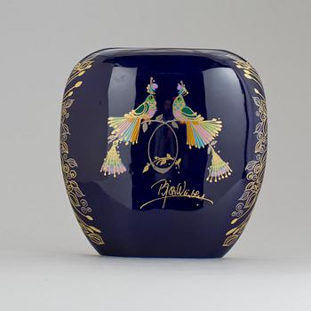 BJÖRN WIINBLAD, vas, porslin, Rosenthal, Studio-Line, 1900-talets fjärde kvartal.