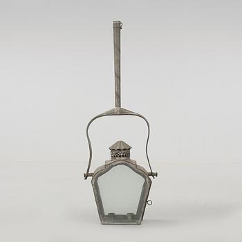 BETJÄNTLYKTA, bläckplåt och glas, 1800-tal.