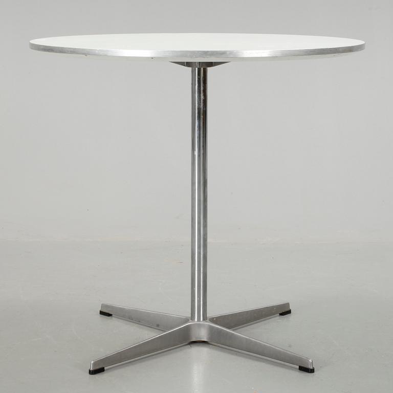 BORD, Arne Jacobsen, Fritz Hansen, 1900/2000-tal.