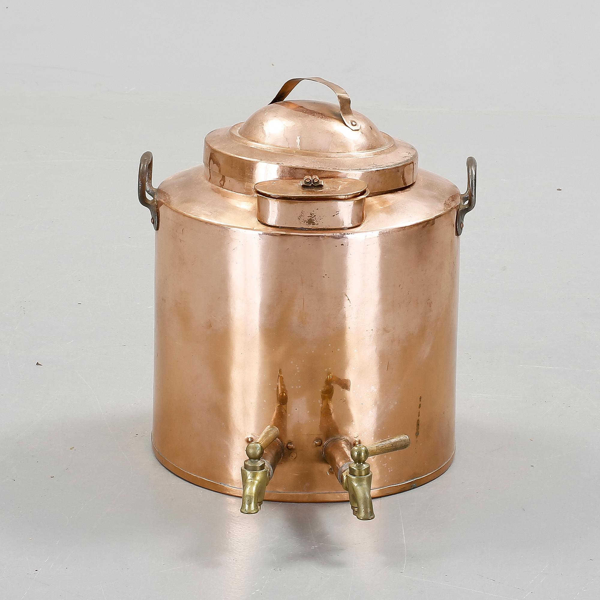 CISTERN, koppar, 1800-talets andra hälft.