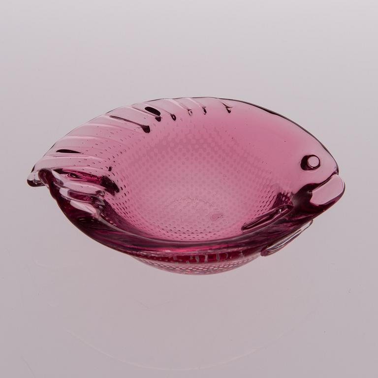 TAPIO WIRKKALA, ASHTRAY. "Fish" model 3315=5010. Sign. Tapio Wirkkala Iittala. 1949.