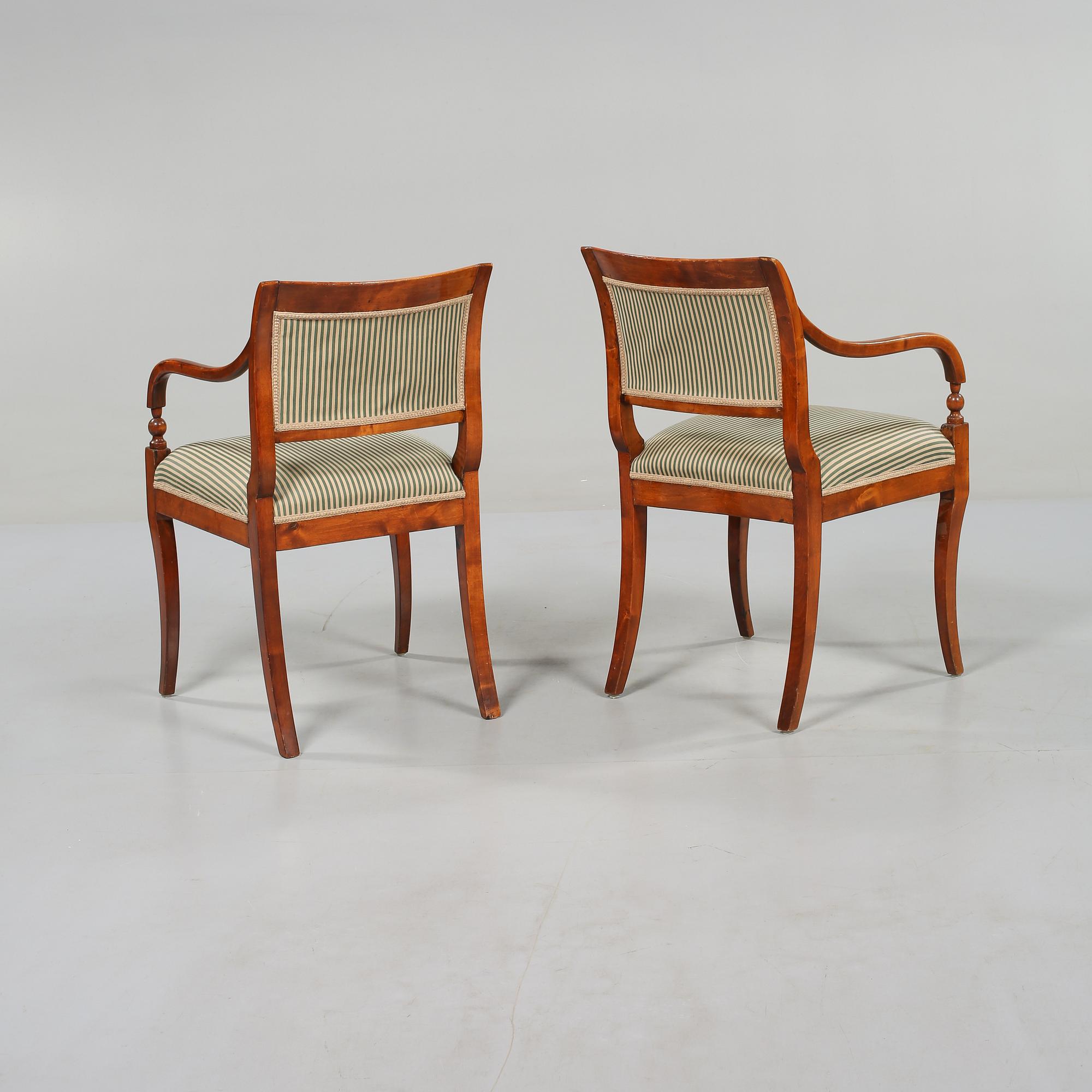 KARMSTOLAR, ett par, Karl Johan, 1800-talets första hälft.