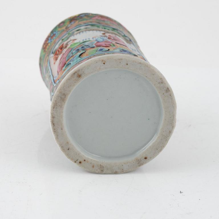 A pierced Chinese Canton vase, 19th century.