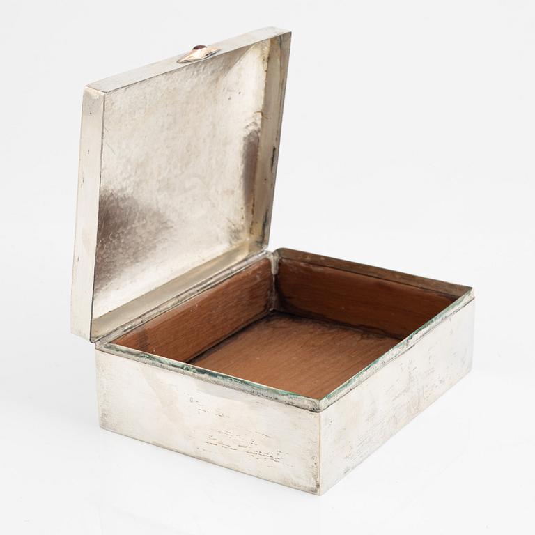 Cigar box, silver, Joh. Petterssons Eftr Juvelerar AB, Stockholm, 1916.