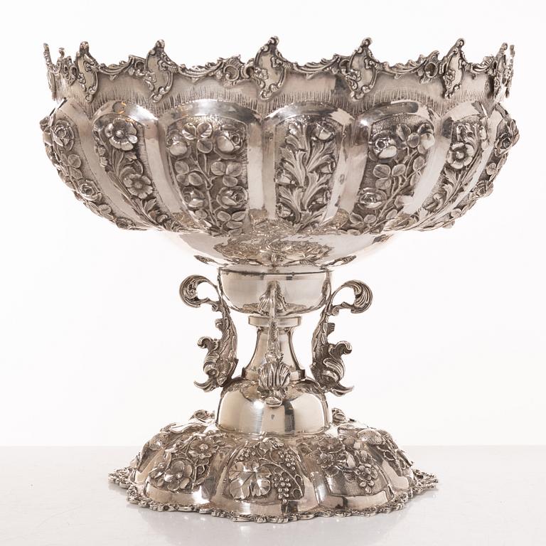 Decorative bowl, sterling silver, 20th century.
