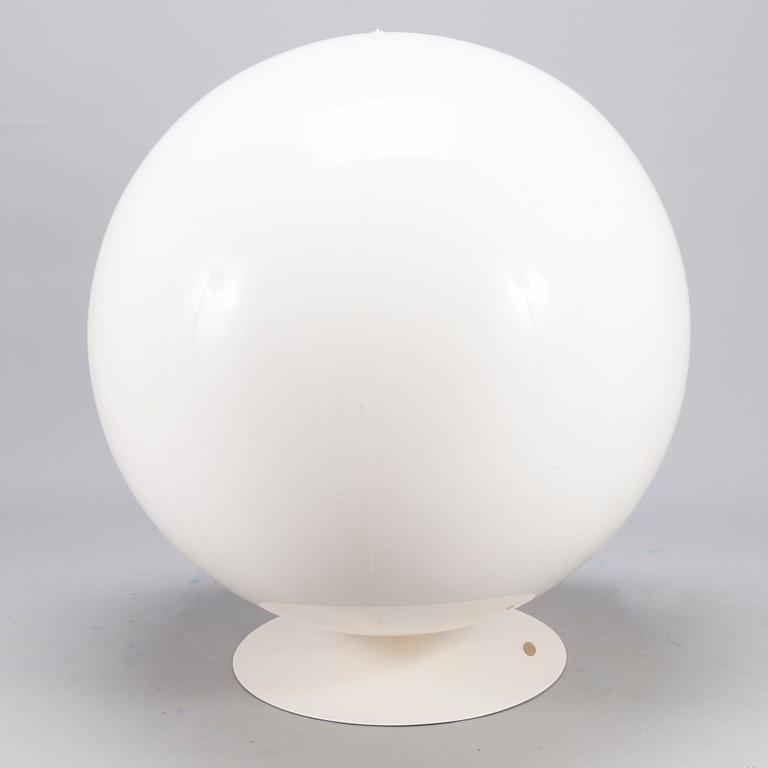 Eero Aarnio, FÅTÖLJ, "Åskbollen", specialutgåva numrerad 19/20 Asko.