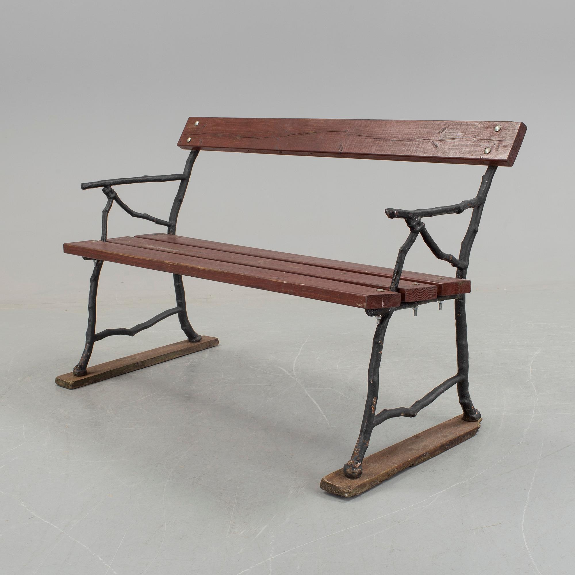 PARKBÄNK, gjutjärn, 1900-talets början.