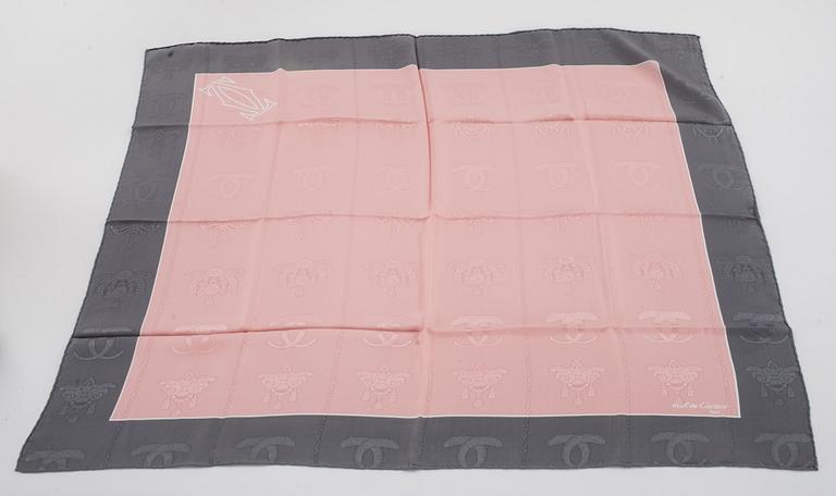 SCARF, Cartier samt Celine.