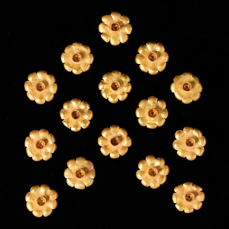 A set of 15 gold hair ornaments, Song dynasty (960-1279).