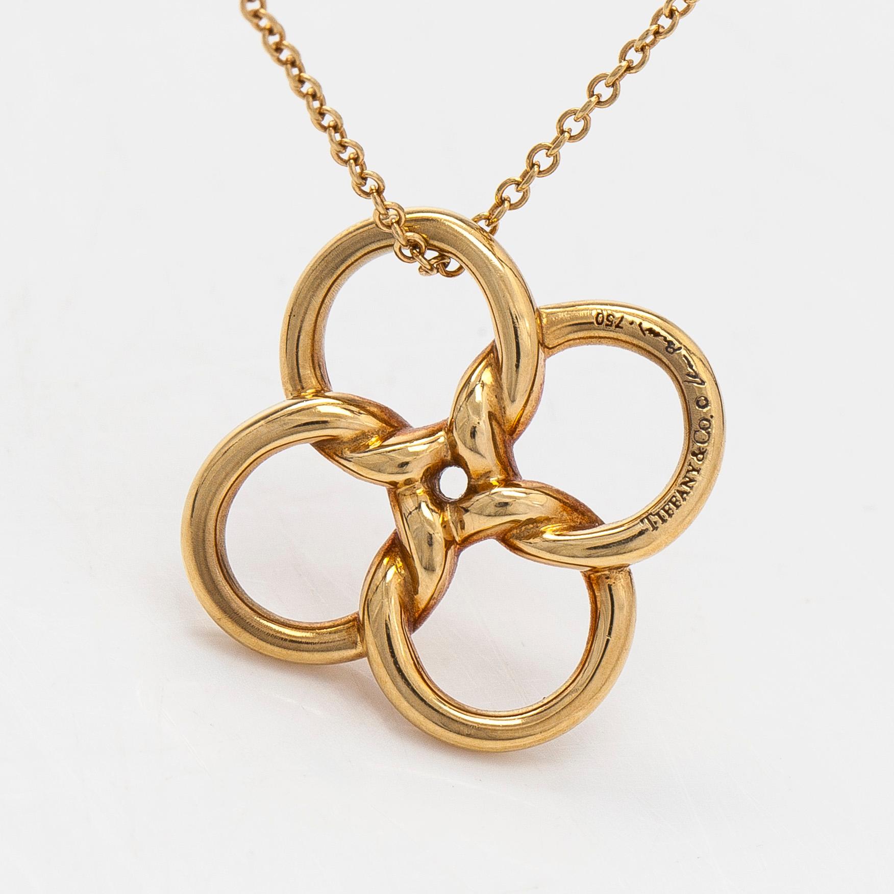Tiffany & Co, Elsa Peretti, 'Quadrifoglio' necklace, 18K gold.