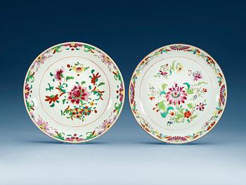 SKÅLFAT, 2 st, kompaniporslin. Qing dynastin, Qianlong (1736-95).