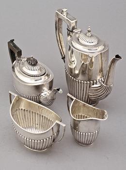 TE- och KAFFESERVISDELAR, 4 st, silver, empirestil, England, 1900-tal. Vikt 1080.