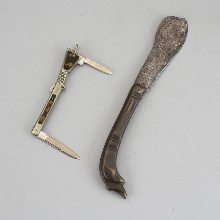 FÄLLKNIVAR, 2 st, 18-1900-tal.