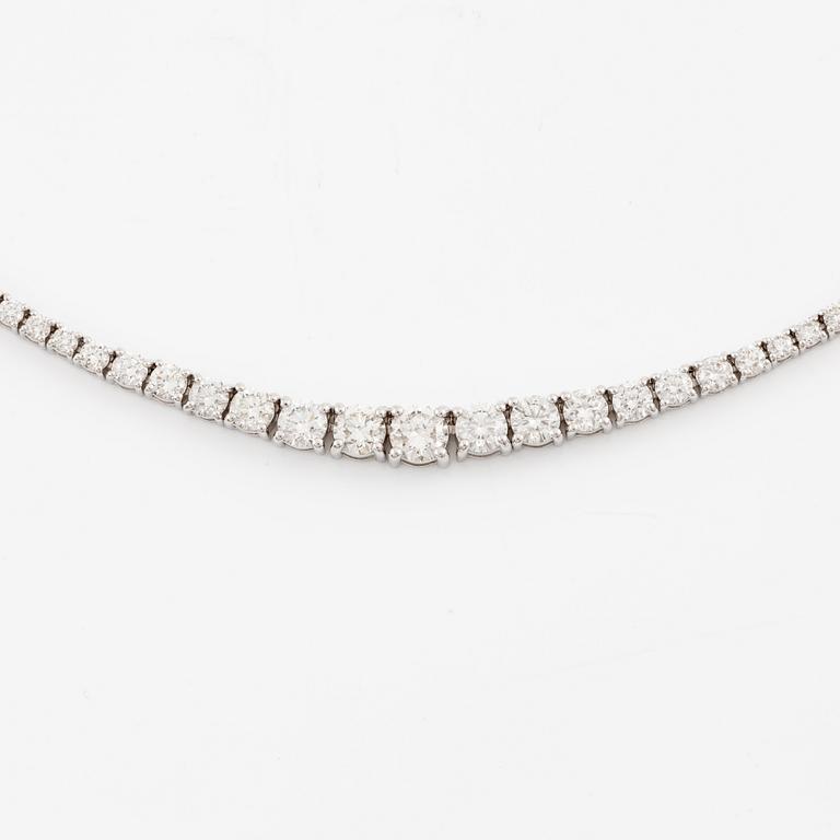 Necklace, 18K white gold set with brilliant-cut diamonds.