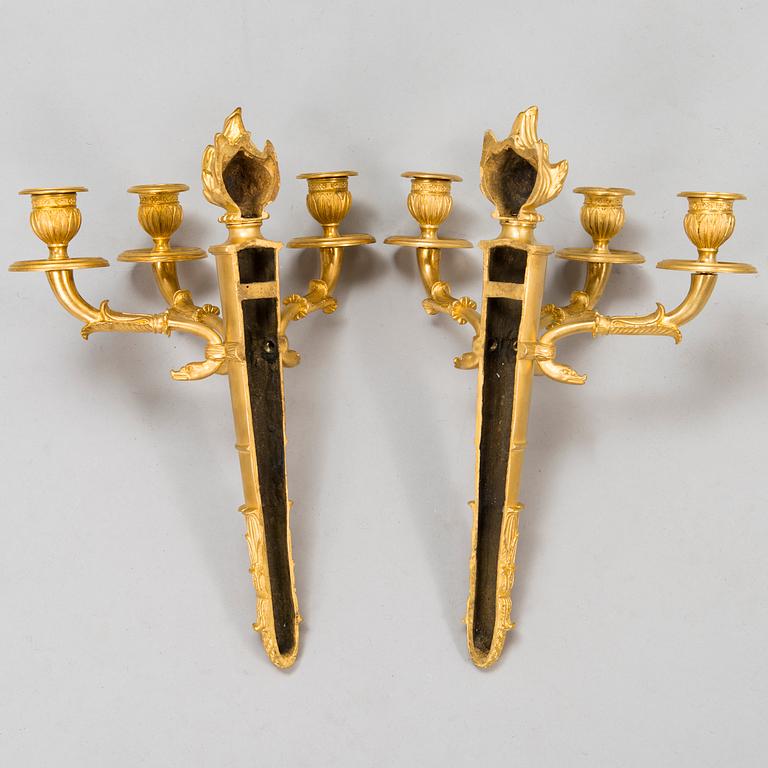 VÄGGAPPLIQUER, ett par, empire, 1800-talets slut.