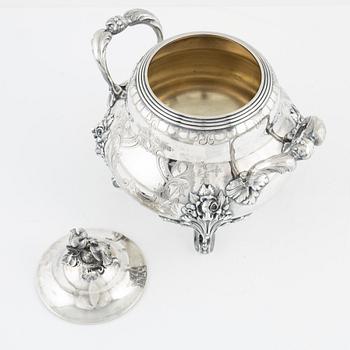 A Swedish 19th Century silver bowl with lid, marks of Lars Larson & Co, Gothenburg 1873.