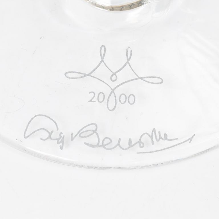 Sigvard Bernadotte, A 314 piece dinner and coffee service, “Marianne Royal Blue”, Christineholm/Fyrklövern, 2000.