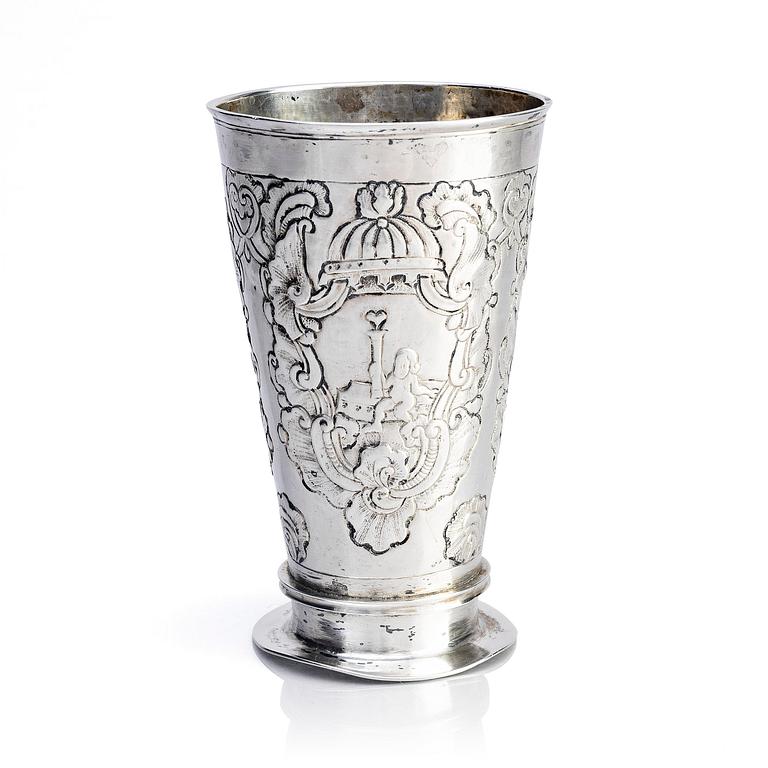 Bägare, silver, kontrollmästare Ivan Shagin (verksam 1748-1757), oidentifierad mästare M.K, Moskva.