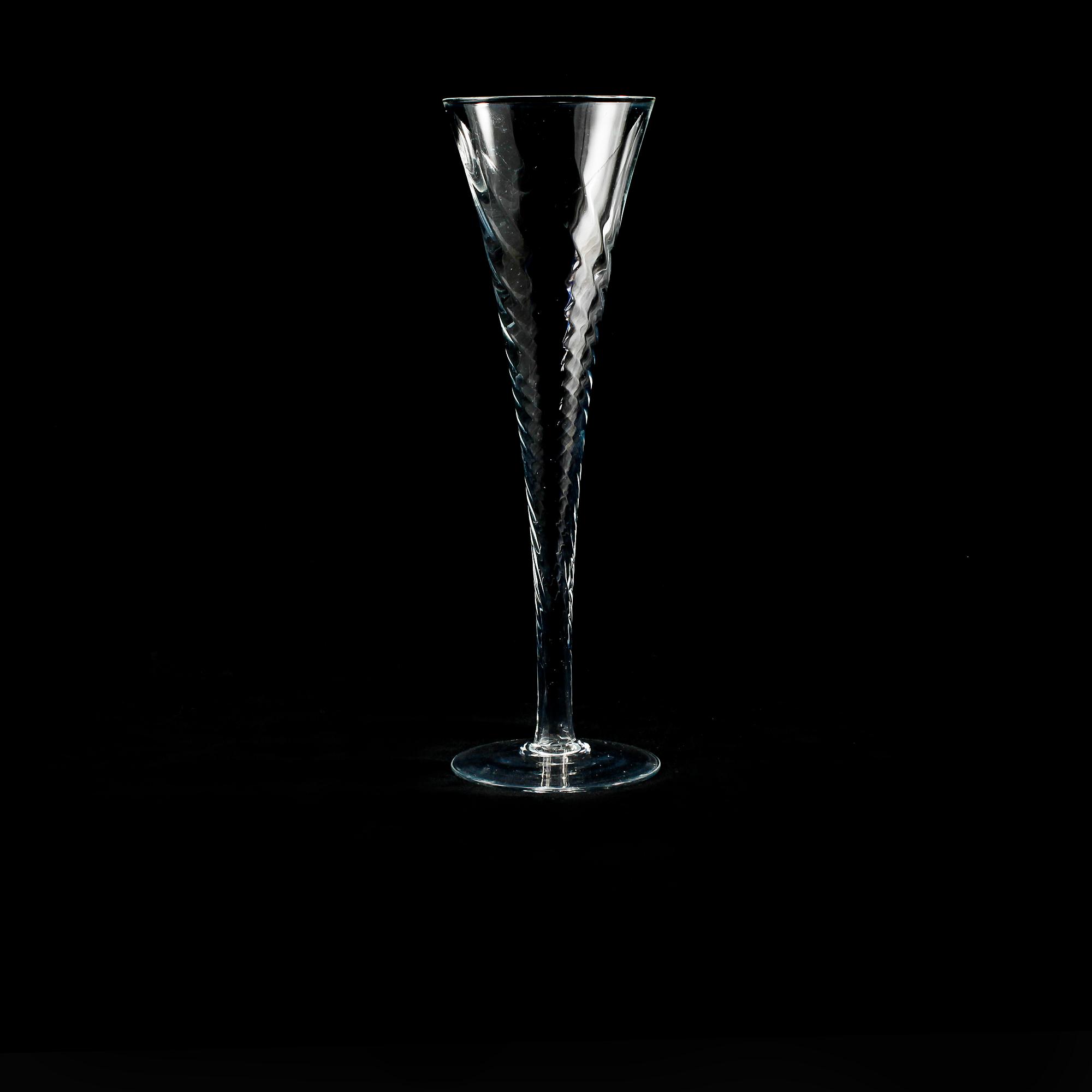 CHAMPAGNEGLAS, 11 st, 1900-talets andra hälft.