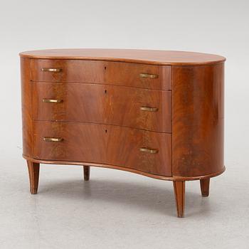 A chest of drawers, Swedish Modern, AB Svenska Möbelfabriken, Bodafors, 1940s.