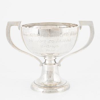 A silver cup, William Neale & Son Ltd, Birmingham, England, 1912.