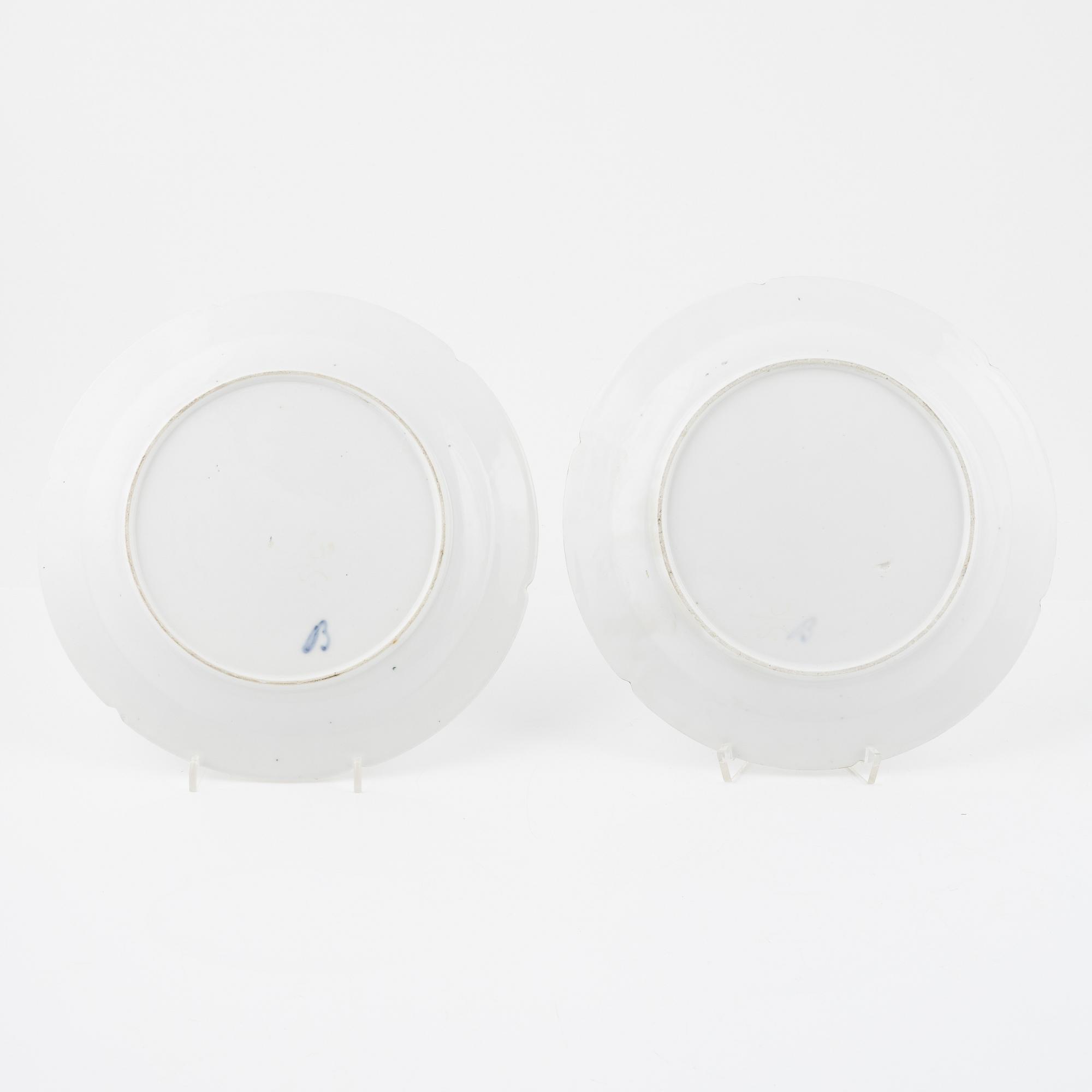 Four porcelaine dishes, 1800's, marked #B".